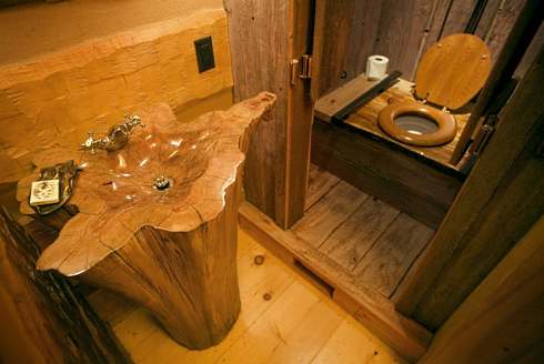 Cabin Bathroom Designs on Log Cabin Home Plans       A Spectacular Hunter S Haven