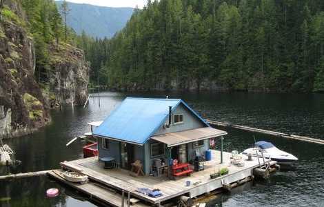 floating houses