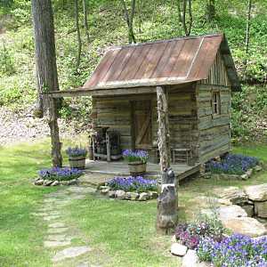 Small Log Cabin Designs . . . Rustic Retreats Designed for ...