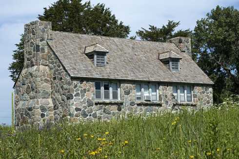 stone cottage design