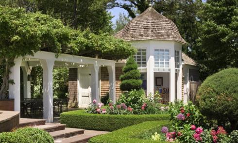 shingle style cottage