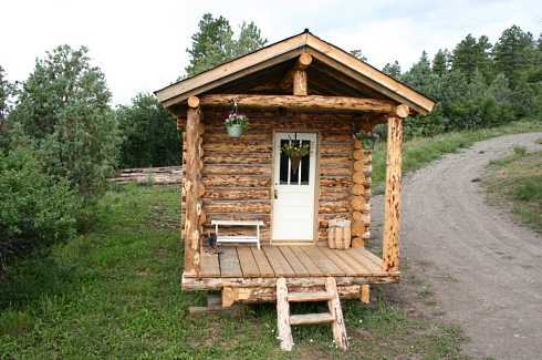 Log Cabin Style Mobile Homes Well Rounded Walls On Wheels