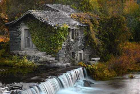 stone cottage architecture