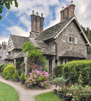 stone cottage designs