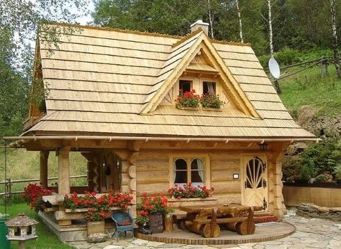 small log cabins